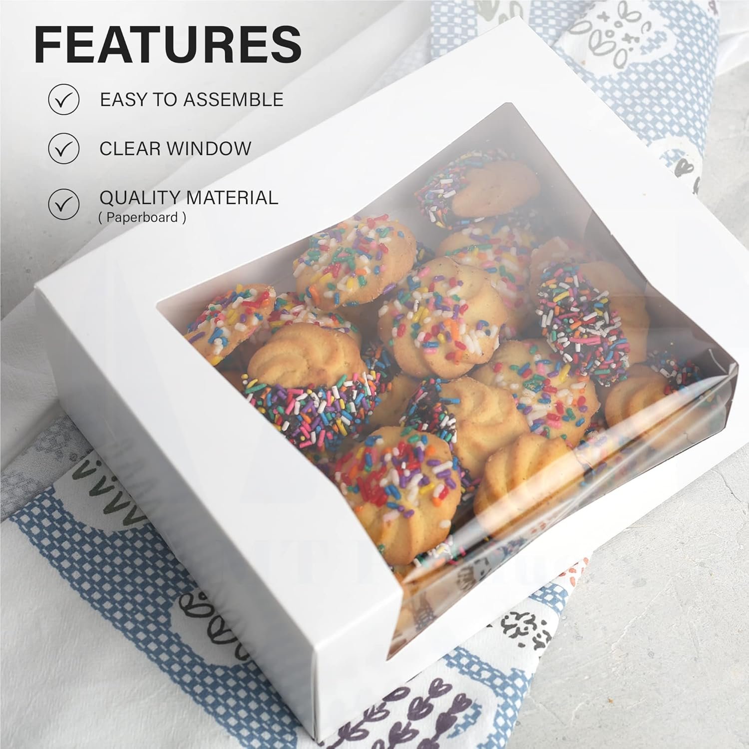 Caja de pastelería blanca hermosa con ventana clara para visibilidad del producto y característica de auto-popup, ideal para mantener seguros donuts, galletas y muffins. Logo personalizado disponible. Tamaño 9