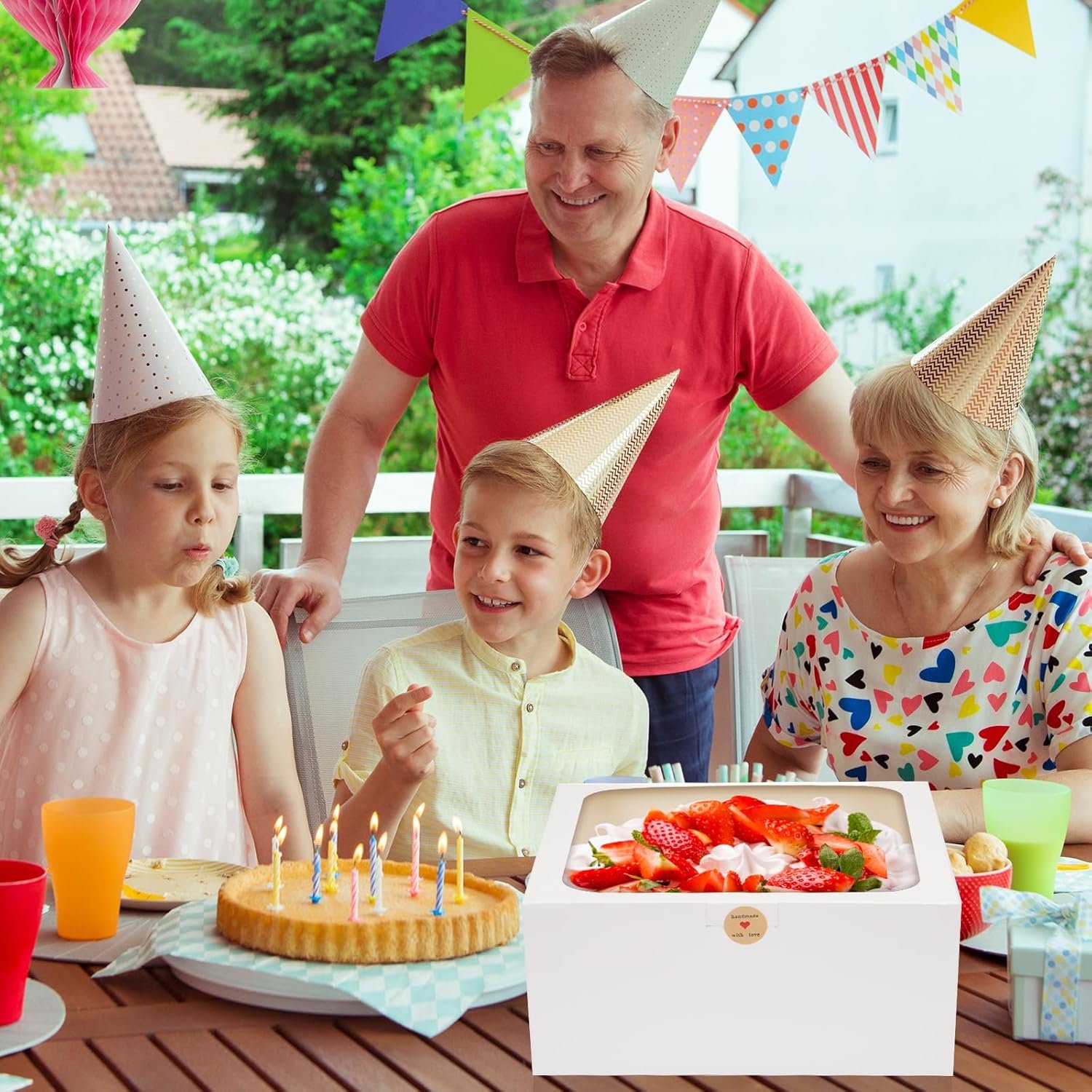 Caja de pastel desechable con ventana, 10x10x5 pulgadas, ideal para cupcakes, galletas y tartas, con logo personalizado para su marca blanca, fabricada por un proveedor de confianza. Caja de pastel desechable con ventana, 10x10x5 pulgadas, ideal para cupcakes, galletas y tartas, con logo personalizado para su marca blanca, fabricada por un proveedor de confianza.