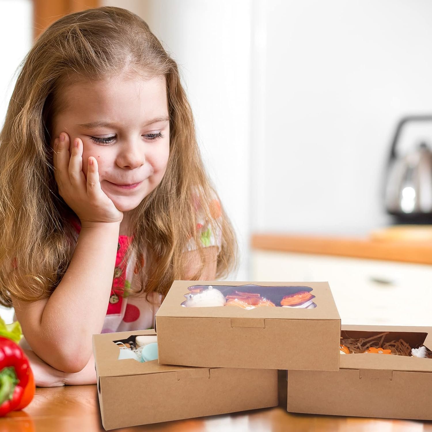 Caja de galletas con logo personalizado, 24 piezas de 8x6x2.5 pulgadas, cajas de pastelería con ventana en 3 estilos, ideales para chocolate, fresas, donuts, cupcakes, muffins y postres, etiquetado de marca blanca por proveedor.