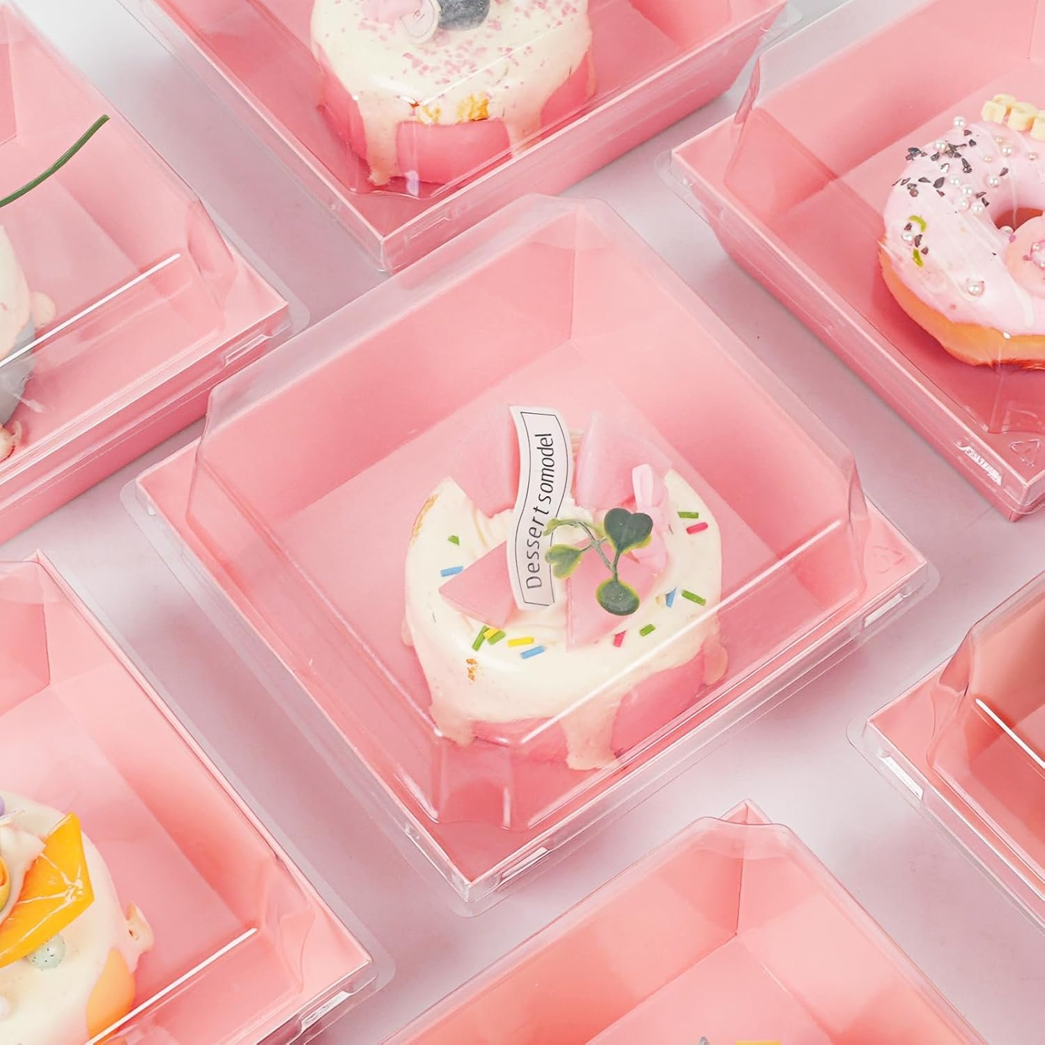 Cajas de charcutería de papel kraft de 4 pulgadas, personalizadas con logo, empaques de comida a prueba de aceite para sándwiches, galletas, cacao caliente, cupcakes y fresas, proveedor de soluciones para marcas blancas.