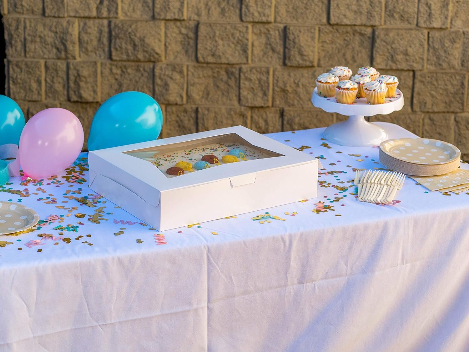 Caja de repostería blanca con ventana y logo personalizado (pack de 200) 9x9x2.5, transportador automático para pies, donas, pasteles, tapa clara, marca blanca, proveedor.