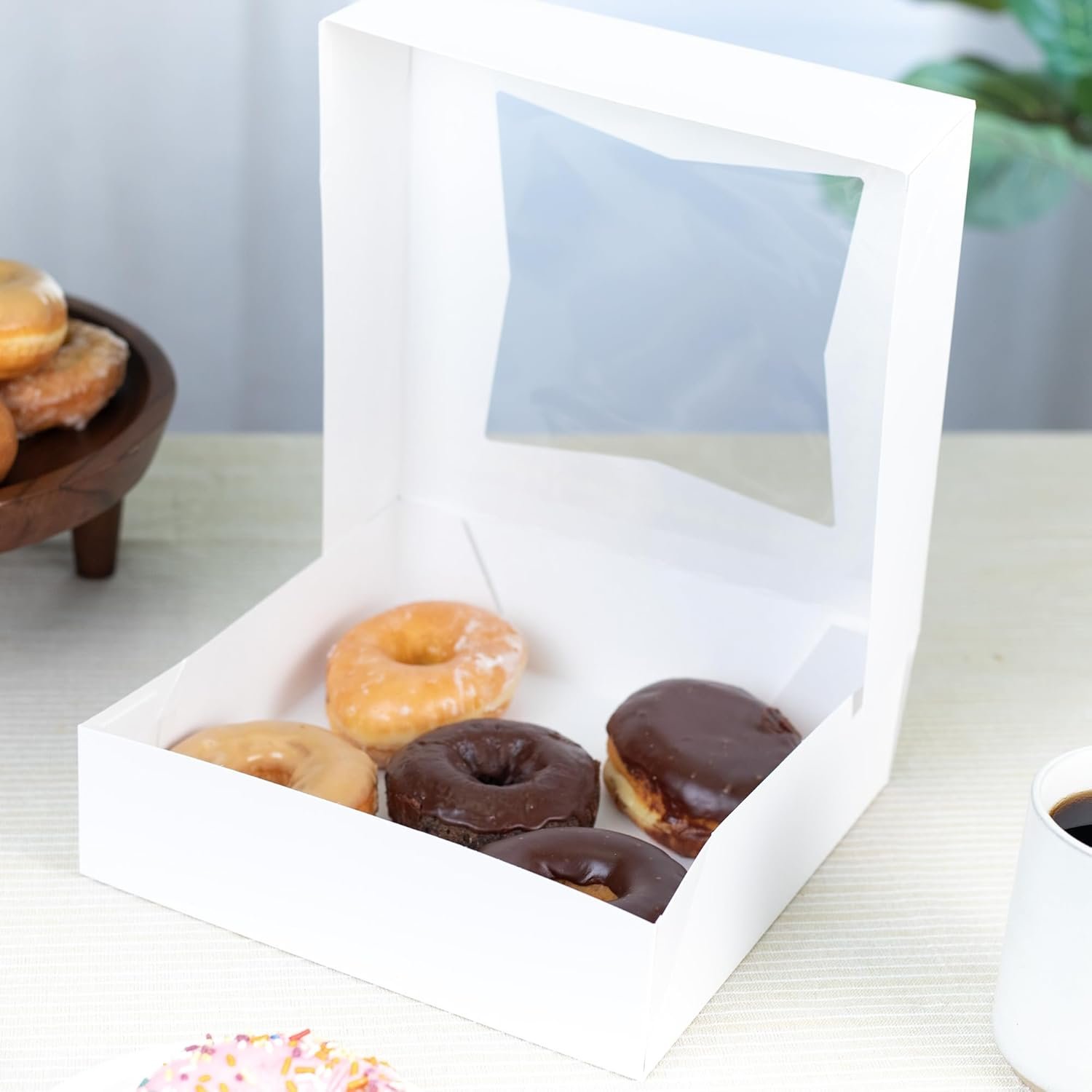 Caja de repostería blanca con ventana y logo personalizado (pack de 200) 9x9x2.5, transportador automático para pies, donas, pasteles, tapa clara, marca blanca, proveedor.