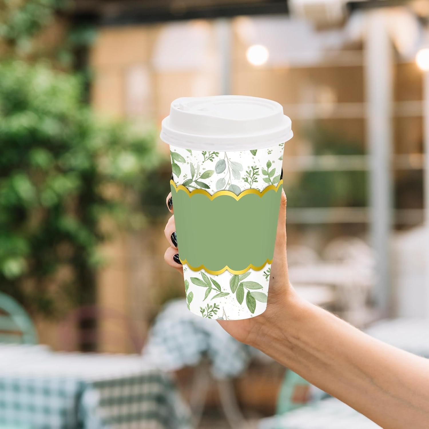 Tazas de café desechables de 16 oz con tapa y mangas, logotipo personalizado, hojas de eucalipto verde, ideal para bodas y cafeterías, proveedor de envases biodegradables.