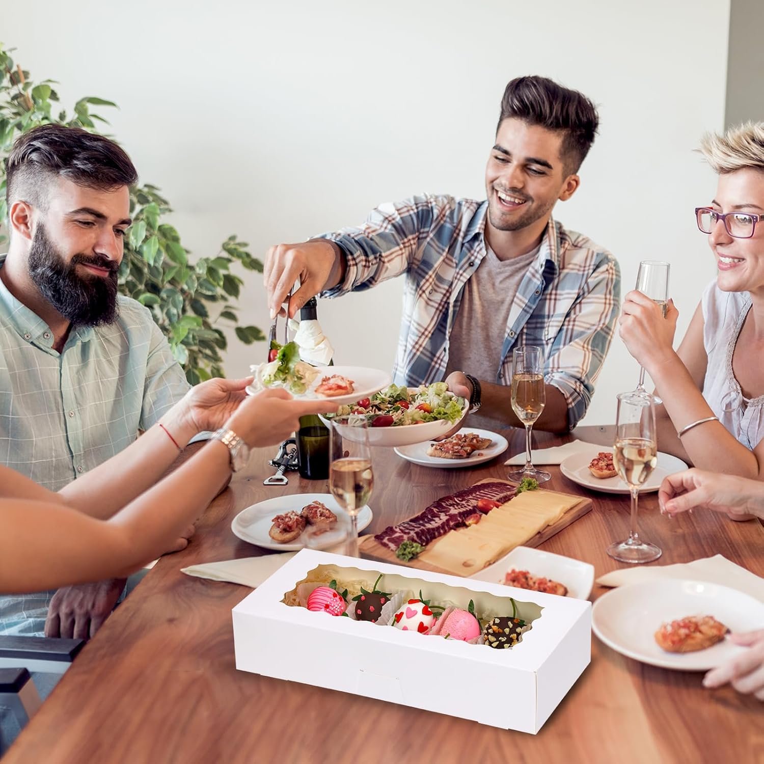 Caja de Pastelería Blanca de 12x5.5x2.5 Pulgadas con Ventana para Galletas, Donas, Chocolate, y Postres, Marca Blanca, Personalizable con Logo, Proveedor de Envases.