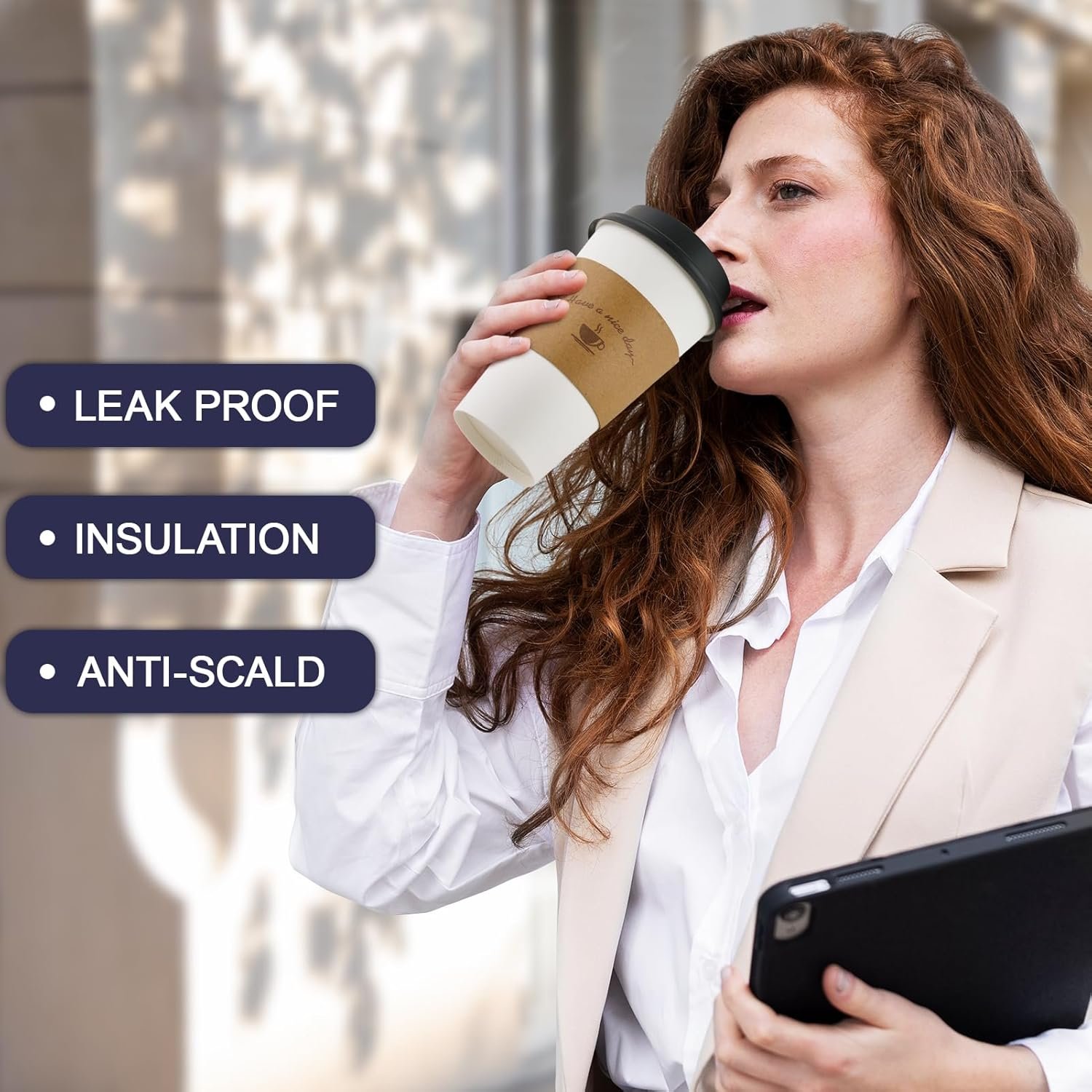 Tazas de café desechables de 16 oz con tapa y mangas de kraft, ideal para oficinas, cafeterías, catering, eventos y viajes diarios, con Logo Personalizado, disponibles en Fábrica para Marca Blanca. Tazas de café desechables de 16 oz con tapa y mangas de kraft, ideal para oficinas, cafeterías, catering, eventos y viajes diarios, con Logo Personalizado, disponibles en Fábrica para Marca Blanca.