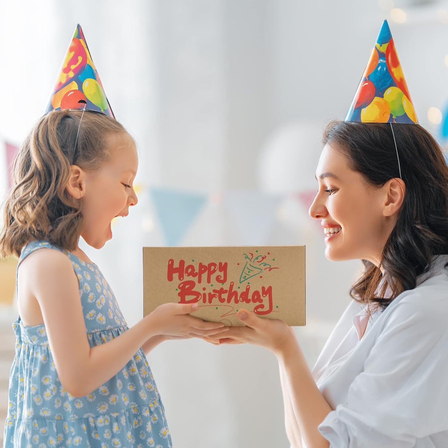 Cajas de pastel auto-popup 10x10x5 con ventana, 24pcs, caja de regalo fácil de ensamblar para tartas, galletas, pasteles y chocolates, marca blanca ideal para fiestas y bodas, Proveedor confiable. Cajas de pastel auto-popup 10x10x5 con ventana, 24pcs, caja de regalo fácil de ensamblar para tartas, galletas, pasteles y chocolates, marca blanca ideal para fiestas y bodas, Proveedor confiable.
