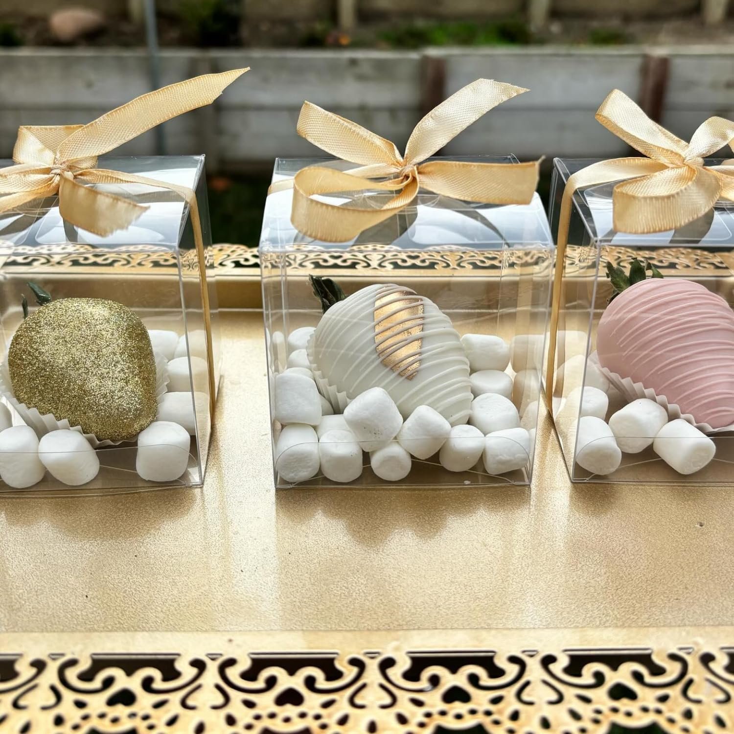 Logo Personalizado Cajas de Favor Transparentes 3x3x3 Pulgadas para Bombas de Chocolate y Pasteles Pequeños, Marca Blanca, Proveedor.