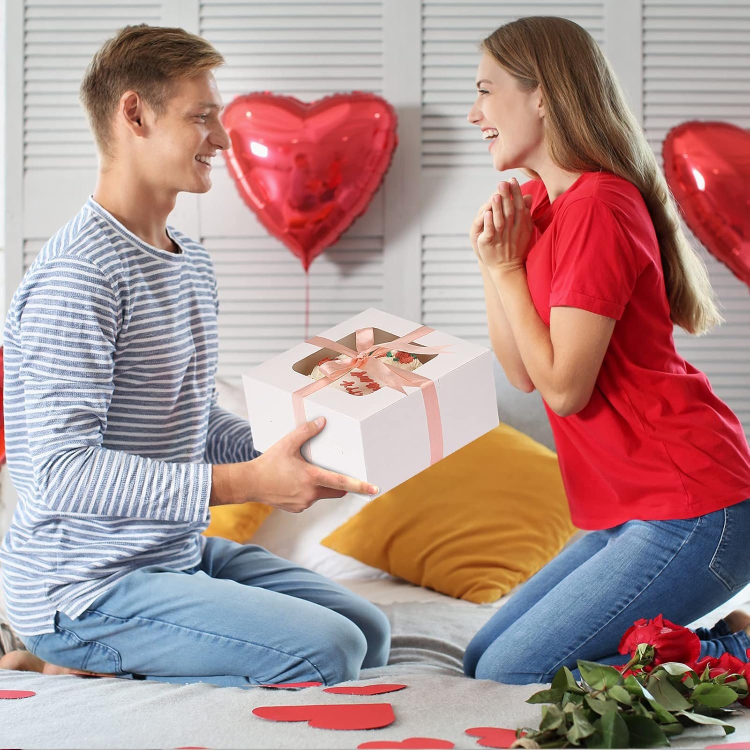 Caja de pastel desechable 48 pack 10x10x5 pulgadas con tableros y pegatinas, ideal para logotipo personalizado y marca blanca. Proveedor de cajas con ventana para San Valentín, Día de la Madre, pasteles, cupcakes, tartas y galletas.