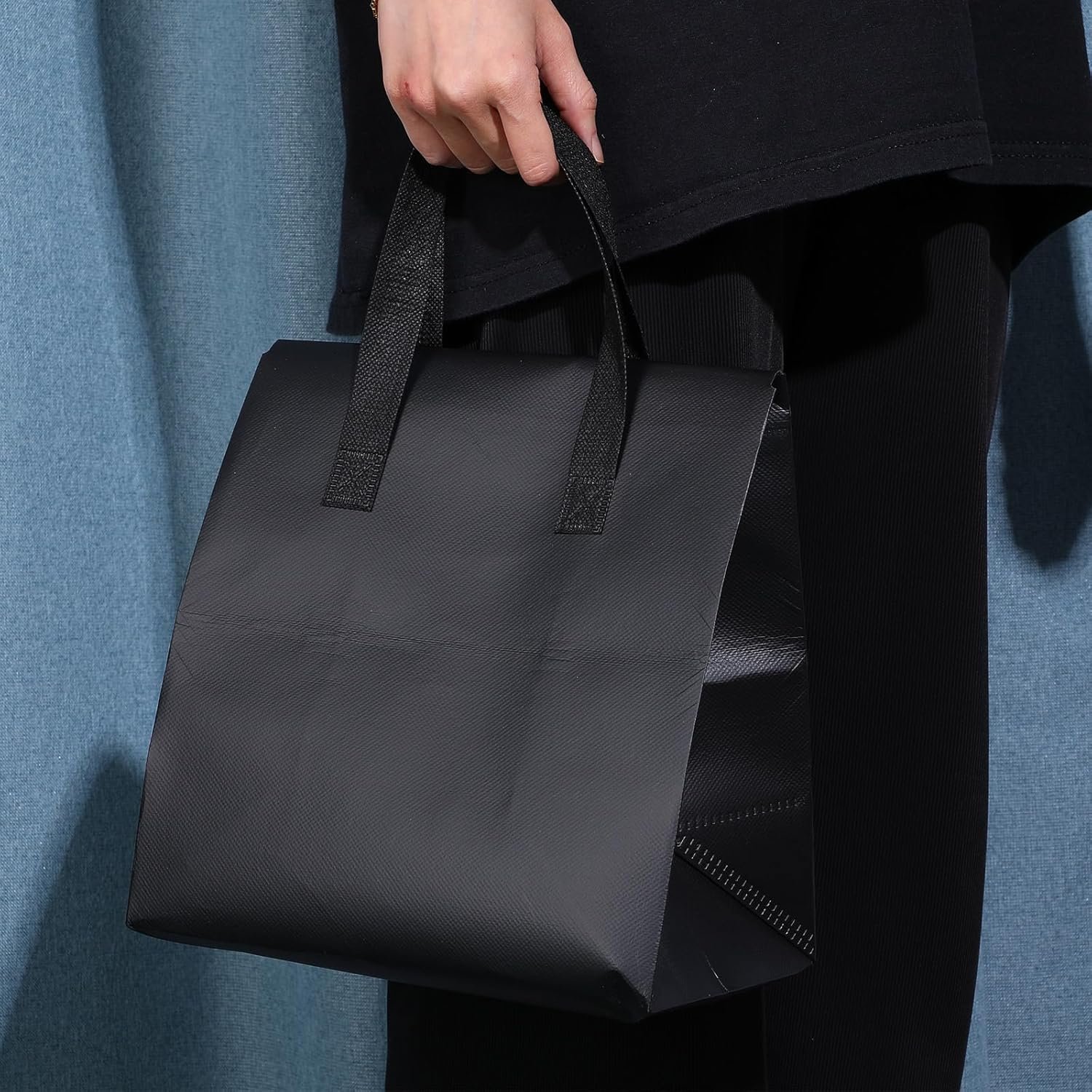 Logo Personalizado Bolsas Térmicas de 50 Pcs para Comida para Llevar, Aislamiento Térmico para Café, Té con Leche, Cenas para Llevar, Mariscos Frescos, Alimentos Fríos o Calientes, Proveedor de Bolsa Negra.