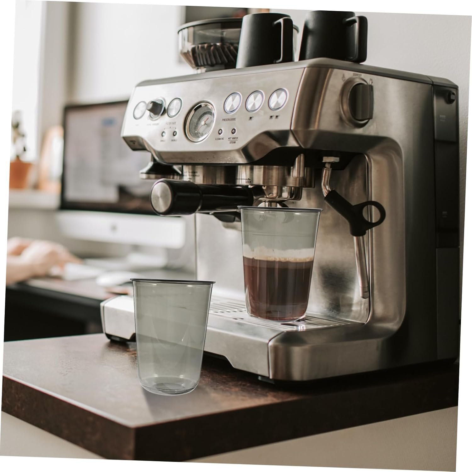 Copa de plástico reutilizable para bebidas frías de 50 piezas con tapa personalizada, marca blanca ideal para fiestas, Proveedor de alta calidad. Copa de plástico reutilizable para bebidas frías de 50 piezas con tapa personalizada, marca blanca ideal para fiestas, Proveedor de alta calidad.