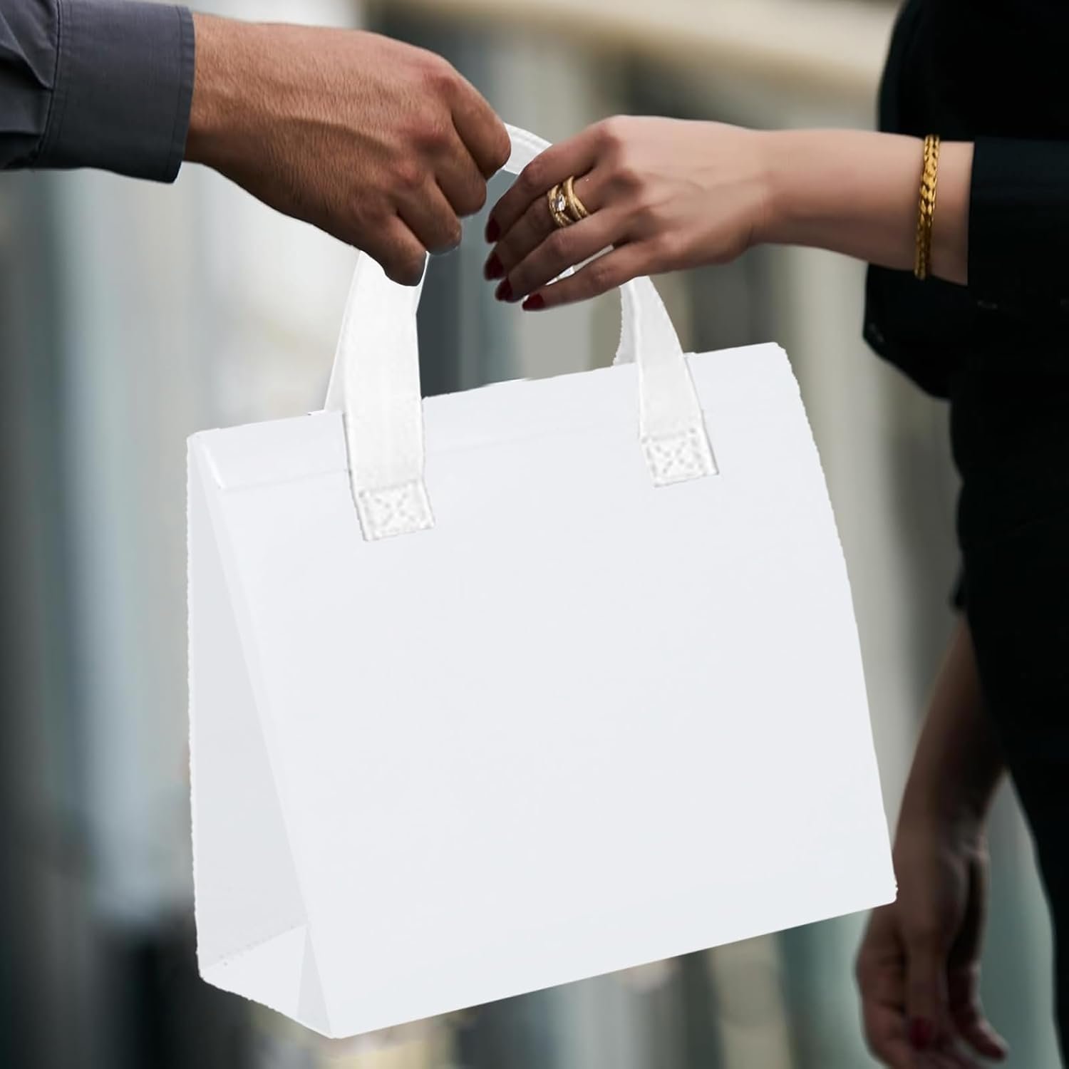 Bolsas Térmicas para Comida para Llevar con Logo Personalizado - 25 Piezas de 6 x 9.5 x 10 Pulgadas, Bolsas Desechables para Alimentos Calientes y Fríos, Marca Blanca Proveedor. Bolsas Térmicas para Comida para Llevar con Logo Personalizado - 25 Piezas de 6 x 9.5 x 10 Pulgadas, Bolsas Desechables para Alimentos Calientes y Fríos, Marca Blanca Proveedor.