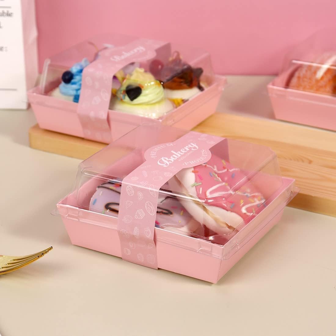 Caja de Charcutería con Logo Personalizado, 100 Pack de Contenedores Desechables Rosa de 5.3x4.9x2.5 Pulgadas para Galletas, Sándwiches, Pasteles y Postres, Fabricante Proveedor.
