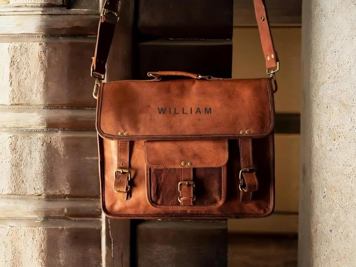 Logo Personalizado Mochila de Cuero Vintage para Hombre/Mujer, Bolso Engraved, Maletín para Laptop de Oficina/Viaje, Fábrica de Bolsos de Cuero Hechos a Mano para Múltiples Usos