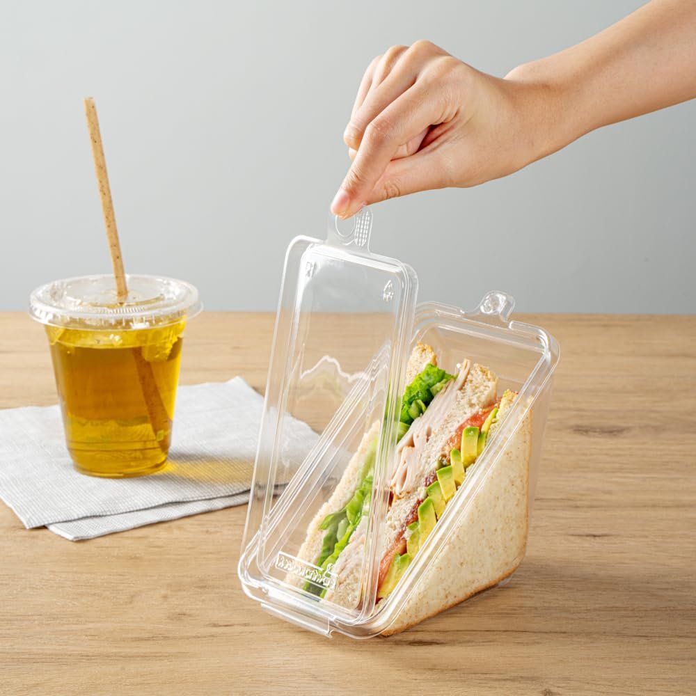 Contenedores para Llevar Triangulares 7.4 x 3.9 x 3.5 Pulgadas con Tapa Bisagra, Marca Blanca y Logo Personalizado, Proveedor de Envases Plásticos Transparentes para Sándwiches Congelables y Respetuosos con el Medio Ambiente. Contenedores para Llevar Triangulares 7.4 x 3.9 x 3.5 Pulgadas con Tapa Bisagra, Marca Blanca y Logo Personalizado, Proveedor de Envases Plásticos Transparentes para Sándwiches Congelables y Respetuosos con el Medio Ambiente.
