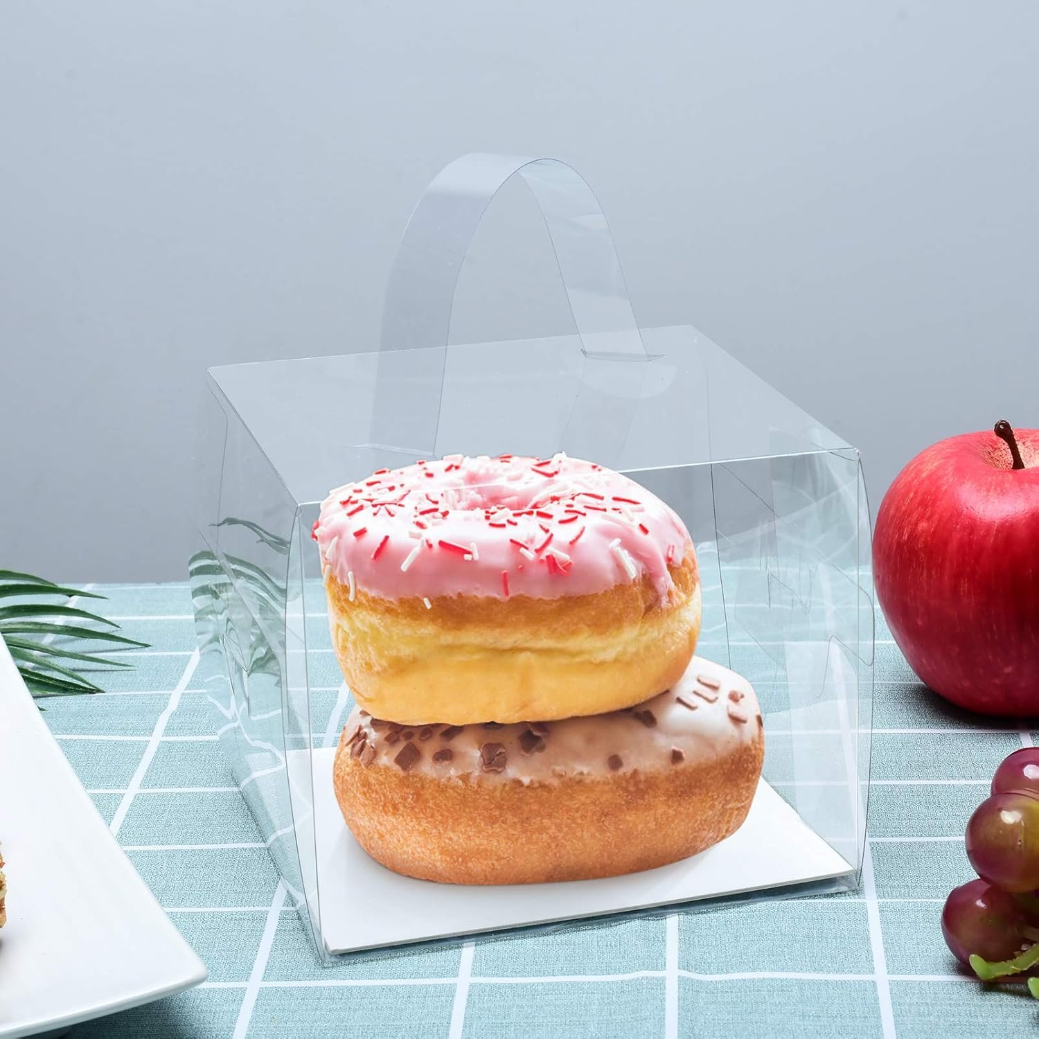 Cajas de pastel transparentes de 25 piezas, logo personalizado para fiestas, cajas de repostería de 5x5x4 pulgadas ideales para galletas, pasteles, caramelos, marca blanca de alta calidad de nuestro proveedor. Cajas de pastel transparentes de 25 piezas, logo personalizado para fiestas, cajas de repostería de 5x5x4 pulgadas ideales para galletas, pasteles, caramelos, marca blanca de alta calidad de nuestro proveedor.